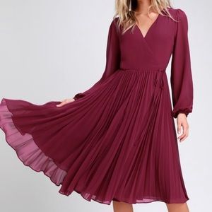Lulu’s Magenta Pleated Wrap Dress